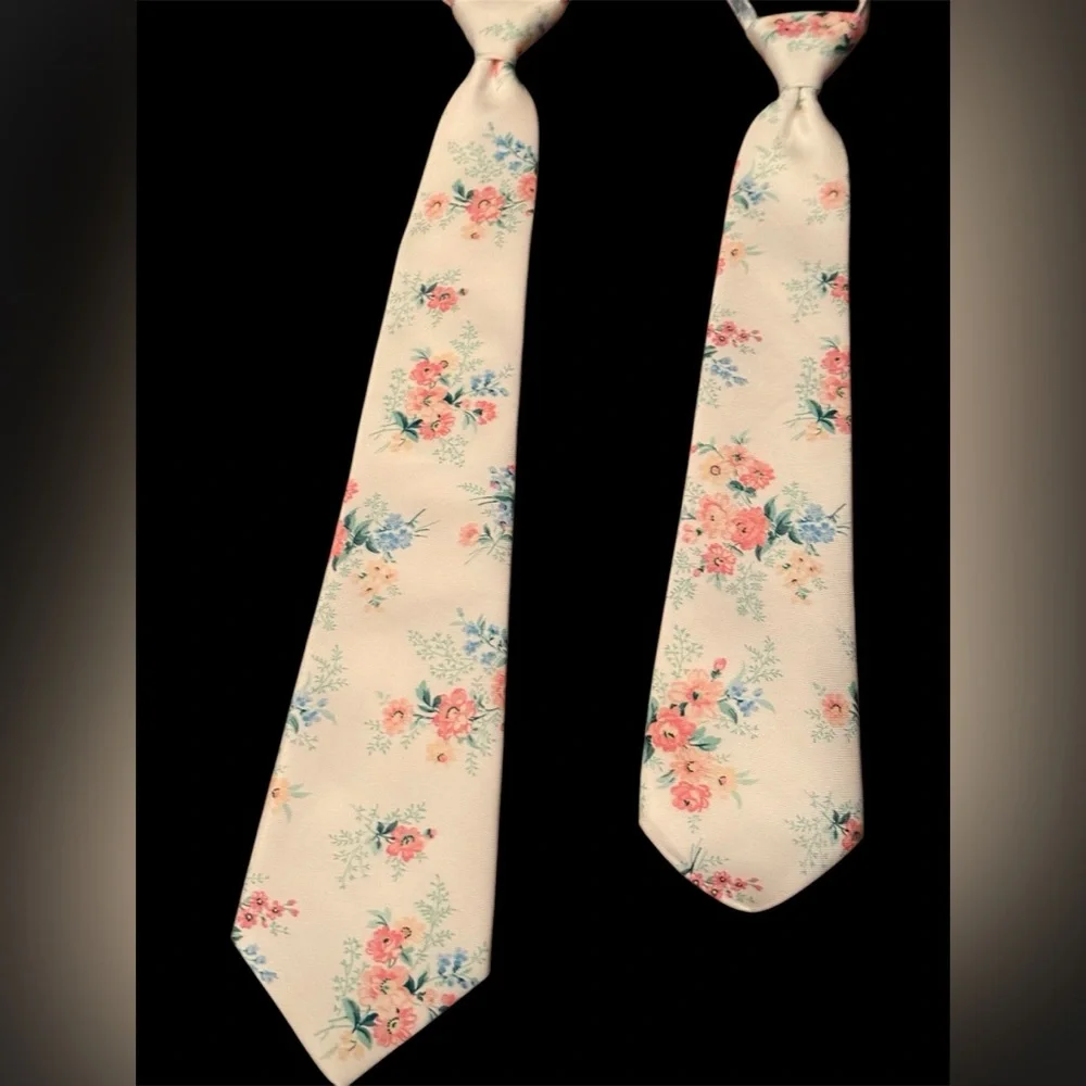 Janie and Jack boys floral tie